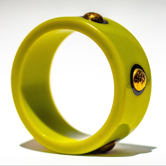 Handmade! Wide Vintage Repro Chunky Bangle! 2 left - Picture 2 of 8